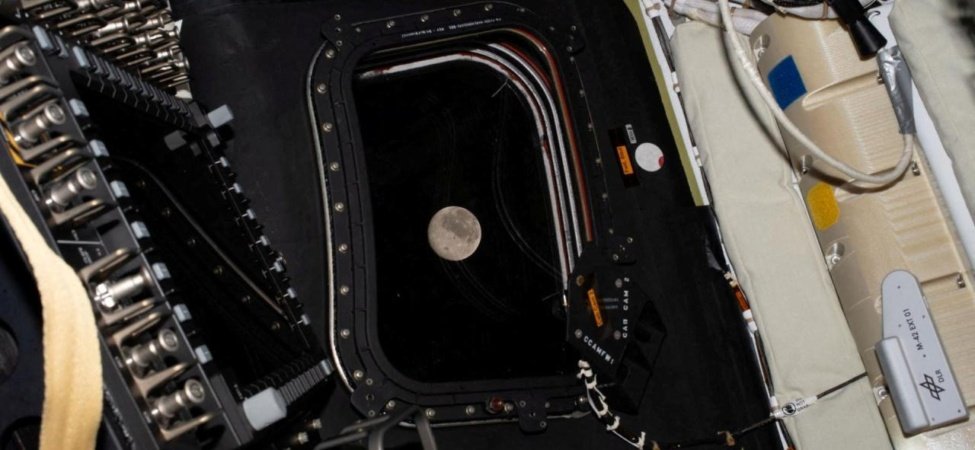 Artemis II Ekibi Dünya'dan En Uzak Mesafeyi Geride Bıraktı