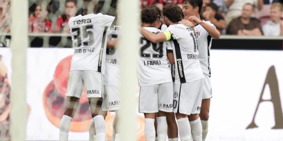 Beşiktaş, Midtjylland'ı Eleyerek Tur Atladı