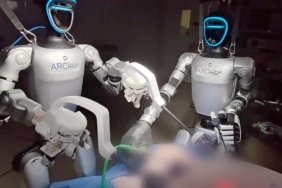 İnsansı Robotlar Tarihi Bir İlk Gerçekleştirdi: Canlı Hayvanlar Üzerinde Ameliyat