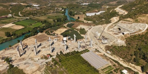 Antalya-Alanya Otoyolu'nda çalışmaların yüzde 30'u tamamlandı