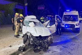 Bursa'da iki otomobilin çarpıştığı kazada 2 kişi öldü, 2 kişi yaralandı