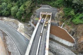 Çamlıhemşin Tünelli Geçişi 17 Ağustos'ta Hizmete Açılıyor