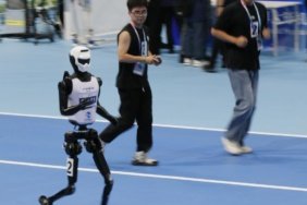 Çinli insansı robot 100 metreyi Usain Bolt'tan daha hızlı koştu 4 Çinli insansı robot 100 metreyi Usain Bolt'tan daha hızlı koştu