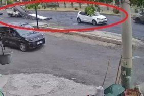 Diyarbakır'da Büyük Kazadan Darbeyle Kurtulundu: Demir Yükü Taşıyan Kamyonetin Freni Patladı