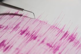 Endonezya'yı Sarsan Şiddetli Deprem