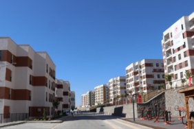 Balıkesir'de depremlerin ardından 305 konut ve 1 iş yeri, yarın sahiplerine teslim edilecek