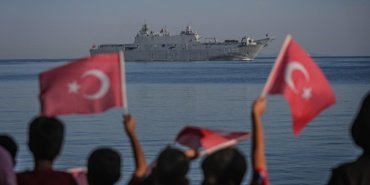 Türk donanmasının seçkin platformlarından gövde gösterisi