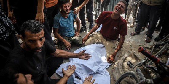 Katil İsrail'in Gazze'ye saldırılarında can kaybı 73 bin 399'a yükseldi 8 Katil İsrail'in Gazze'ye saldırılarında can kaybı 73 bin 399'a yükseldi