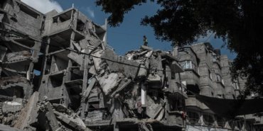İşgalci İsrail, Gazze'de yerinden edilenlerin sığındığı çadırı vurdu: 1 kişi hayatını kaybetti 16 İşgalci İsrail, Gazze'de yerinden edilenlerin sığındığı çadırı vurdu: 1 kişi hayatını kaybetti