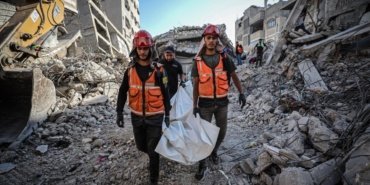 İşgalci İsrail'in Gazze'ye yönelik saldırılarında yıkılan 20 evin enkazından 233 Filistinlinin naaşı çıkarıldı