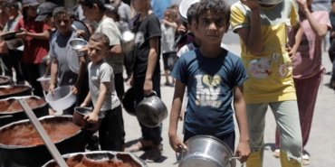 Soykırımcı albay, Gazze'de yardım görevlilerinin öldürüldüğü saldırı emrinden "pişman olmadığını" söyledi 13 Soykırımcı albay, Gazze'de yardım görevlilerinin öldürüldüğü saldırı emrinden "pişman olmadığını" söyledi