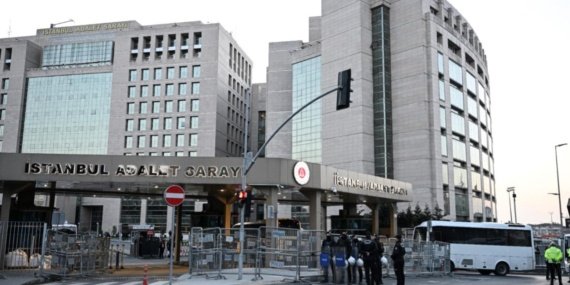 Manifest'in kurucusu Tolga Akış gözaltına alındı 9 Manifest'in kurucusu Tolga Akış gözaltına alındı