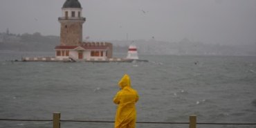 İstanbul'da Fırtına Uyarısı 13 İstanbul'da Fırtına Uyarısı