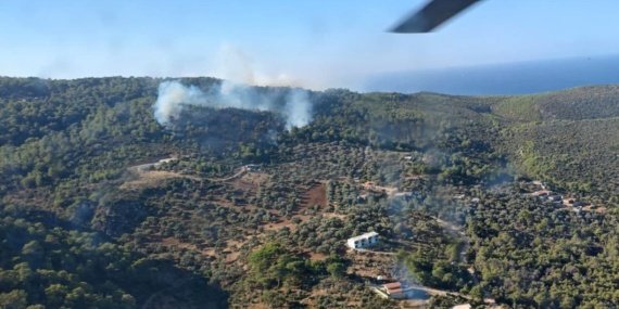 Kaş'taki orman alevlerine havadan ve karadan yoğun müdahale