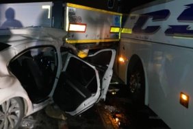 Hatay'da Zincirleme Trafik Kazası: 2 Kişi Hayatını Kaybetti, 4 Kişi Yaralandı 5 Hatay'da Zincirleme Trafik Kazası: 2 Kişi Hayatını Kaybetti, 4 Kişi Yaralandı