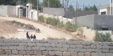 İşgalci İsraillilerin, Batı Şeria'da 3 eve yönelik ablukası 12'nci gününde sürüyor 14 İşgalci İsraillilerin, Batı Şeria'da 3 eve yönelik ablukası 12'nci gününde sürüyor