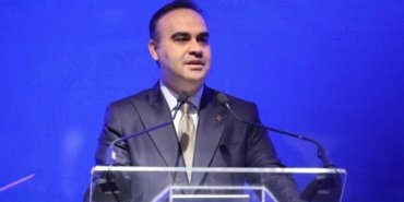 Sanayi ve Teknoloji Bakanı Kacır: Türk Bilim İnsanları 10 Antarktika ve 6 Arktik Bilim Seferi Gerçekleştirdi 25 Sanayi ve Teknoloji Bakanı Kacır: Türk Bilim İnsanları 10 Antarktika ve 6 Arktik Bilim Seferi Gerçekleştirdi