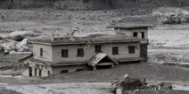 Nepal'deki afet bilançosu ağırlaştı: Ölü sayısı 734'e ulaştı 12 Nepal'deki afet bilançosu ağırlaştı: Ölü sayısı 734'e ulaştı