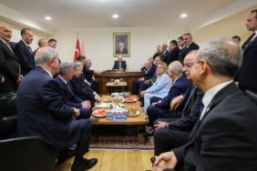 TBMM Başkanı Numan Kurtulmuş'un Kulis Ziyareti 1 TBMM Başkanı Numan Kurtulmuş'un Kulis Ziyareti