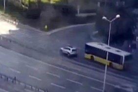 İETT faciasında otobüse manevra yapan otomobil sürücüsü gözaltına alındı 4 İETT faciasında otobüse manevra yapan otomobil sürücüsü gözaltına alındı