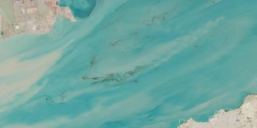 Umman'da Petrol Kirliliğinin Etki Alanı Genişliyor 13 Umman'da Petrol Kirliliğinin Etki Alanı Genişliyor