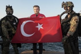Selçuk Bayraktar, SAT ve SAS komandolarıyla bir araya geldi 6 Selçuk Bayraktar, SAT ve SAS komandolarıyla bir araya geldi