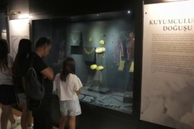 12 bin yıllık takı tarihi Ankara'da sergileniyor 2 12 bin yıllık takı tarihi Ankara'da sergileniyor