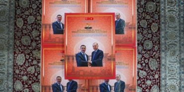 Türkiye ve Kırgızistan'ın 35 Yıllık İlişkileri Kitaplaştırıldı