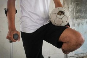 Gazze'li ampute futbolcular, İsrailli askeri reklamda kullanan Adidas'a boykot çağrısında bulundu 2 Gazze'li ampute futbolcular, İsrailli askeri reklamda kullanan Adidas'a boykot çağrısında bulundu