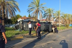 Manavgat'ta Trafik Kazası: Tur Minibüsü ve Otomobiller Çarpıştı, 16 Kişi Yaralandı