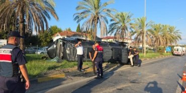 Manavgat'ta Trafik Kazası: Tur Minibüsü ve Otomobiller Çarpıştı, 16 Kişi Yaralandı