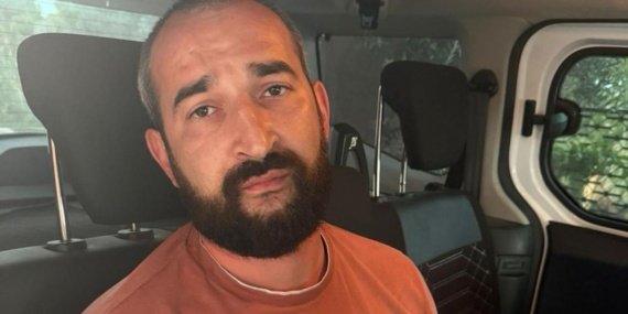 Otelde saklanan kırmızı bültenli firari Ukrayna'ya iade edildi 9 Otelde saklanan kırmızı bültenli firari Ukrayna'ya iade edildi