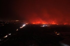 Antalya'da Üç İlçede Aynı Anda Orman Yangını 1 Antalya'da Üç İlçede Aynı Anda Orman Yangını