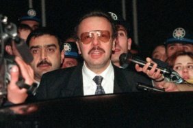 Eski Ulaştırma Bakanı Denizolgun'un ölüm davasında doktor tutuklama talebiyle mahkemede 3 Eski Ulaştırma Bakanı Denizolgun'un ölüm davasında doktor tutuklama talebiyle mahkemede
