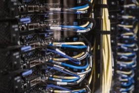 Veri merkezi devrimi: 2050'ye giden yolda elektrik altyapısı belirleyici olacak 6 Veri merkezi devrimi: 2050'ye giden yolda elektrik altyapısı belirleyici olacak