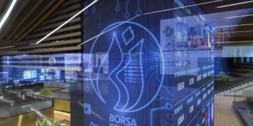 Borsa İstanbul'da Rekor Kırıldı: Tarihin En Yüksek İşlem Hacmi 12 Borsa İstanbul'da Rekor Kırıldı: Tarihin En Yüksek İşlem Hacmi