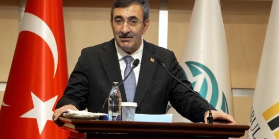 Yılmaz: Türkiye, çevresindeki krizlere rağmen istikrarıyla geleceğe yön verecek 9 Yılmaz: Türkiye, çevresindeki krizlere rağmen istikrarıyla geleceğe yön verecek