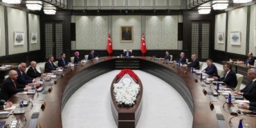 Hükümet krizi ve barış süreci: Kabine kritik konuları masaya koyuyor 12 Hükümet krizi ve barış süreci: Kabine kritik konuları masaya koyuyor