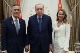 Erdoğan, ABD Temsilciler Meclisi Üyesi Issa'yı kabul etti