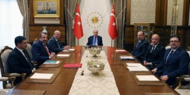 Erdoğan'dan Ankara Valisi Canbolat'a Külliye'de Özel Görüşme