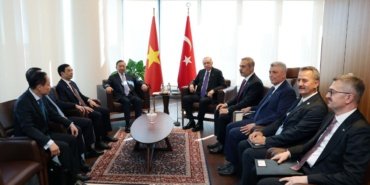 Cumhurbaşkanı Erdoğan, New York'ta Diplomatik Zirvelere İmza Attı 15 Cumhurbaşkanı Erdoğan, New York'ta Diplomatik Zirvelere İmza Attı