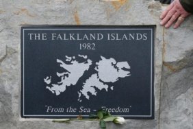 İngiltere Dışişleri Bakanı Miliband: Adalar (Falkland) İngiltere'nindir ve öyle kalacaktır