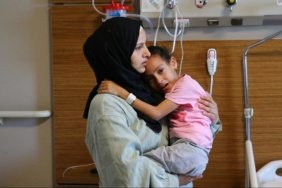 Gazze'de yaralanan 6 yaşındaki Sıla, Türkiye'de tedavi sürecine başladı
