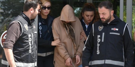 Gülistan Doku davasında 5. dalga operasyonu: Tutuklu sayısı 30'a çıktı 8 Gülistan Doku davasında 5. dalga operasyonu: Tutuklu sayısı 30'a çıktı