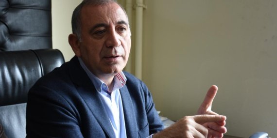 Gürsel Tekin'in CHP İstanbul İl Başkanlığındaki Görevi Resmen Sona Erdi