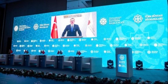 Türk dünyasının geleceği Bakü'de İletişim Başkanlığının panelinde ele alındı