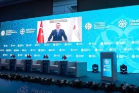 Bakü'deki Panelde Türk Dünyasının Ortak Vizyonu Tartışıldı 1 Bakü'deki Panelde Türk Dünyasının Ortak Vizyonu Tartışıldı