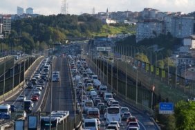 Okullar açıldı, İstanbul'da sabah trafiği yoğunlaştı 5 Okullar açıldı, İstanbul'da sabah trafiği yoğunlaştı