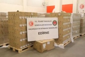 Edirne'deki sınır kapısında 79 bini aşkın kaçak tıbbi malzeme yakalandı