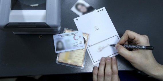 Vatandaşlık Skandalında İkinci Dalga: 72 Kişi Gözaltında, 30 Şirkete Kayyum 9 Vatandaşlık Skandalında İkinci Dalga: 72 Kişi Gözaltında, 30 Şirkete Kayyum